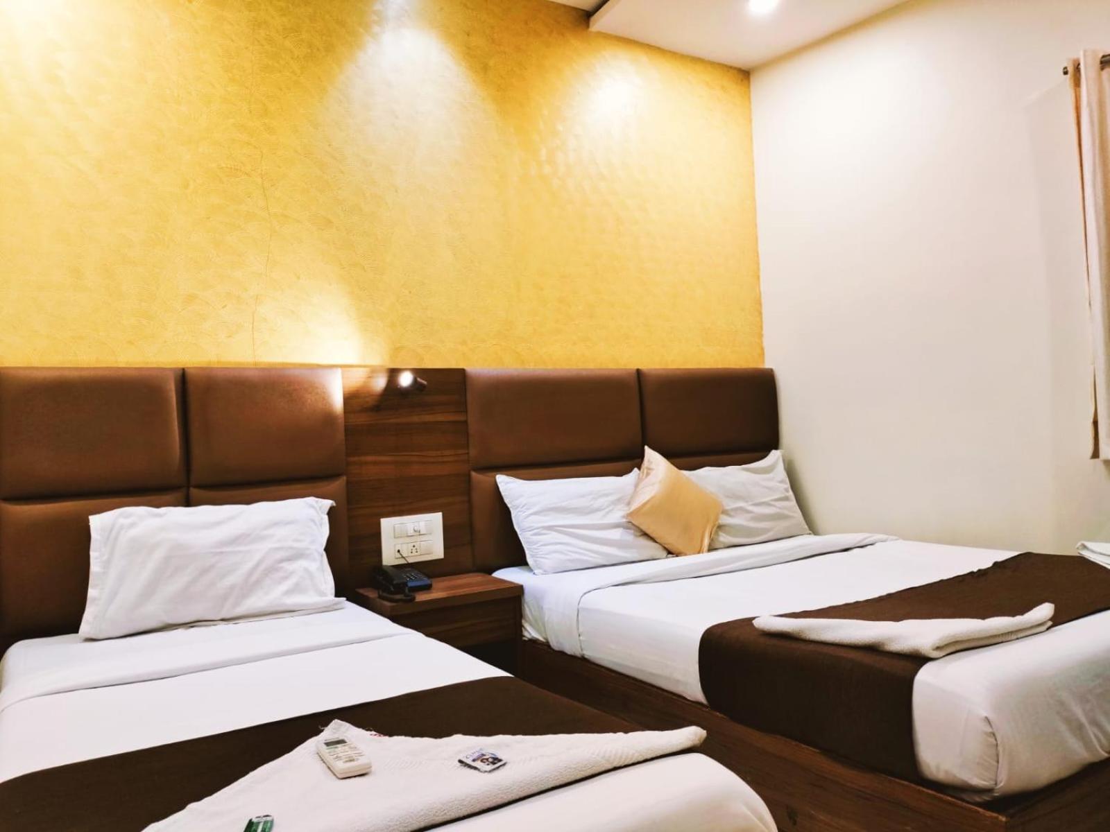 Hotel Avion Palace, Mumbai